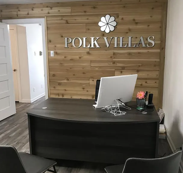 Polk Villas leasing office